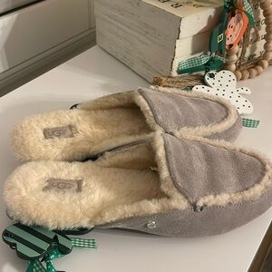 Ugg suede slippers